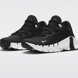 NIKE Free Metcon 4. Gently worn.